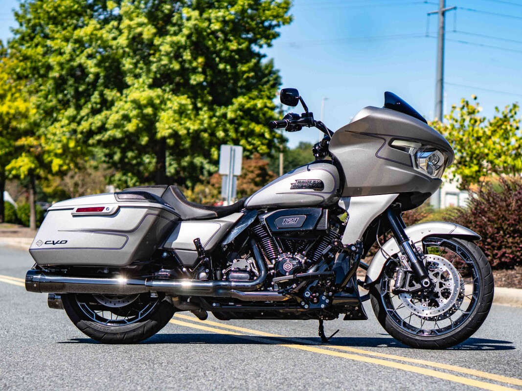 FLTRXSE 2023 CVO Road Glide - Photo 4