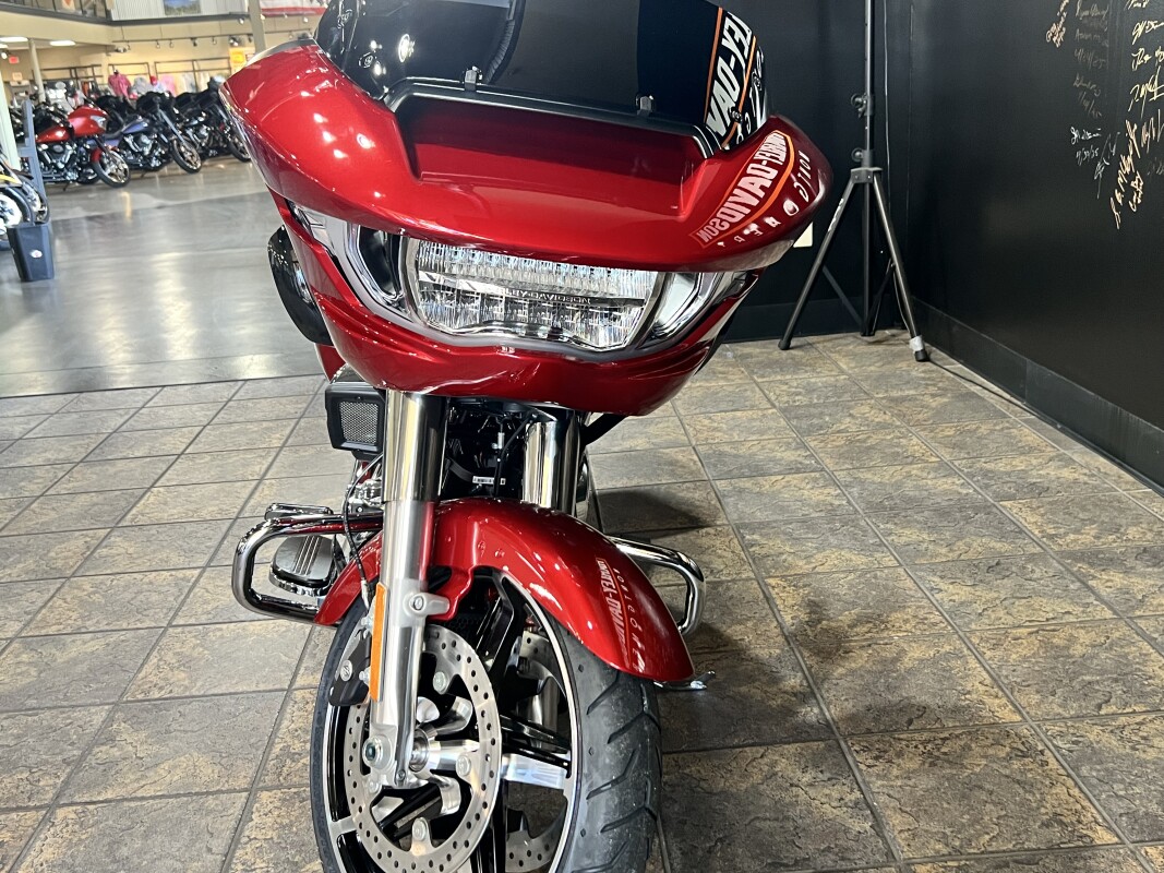 2025 Harley-Davidson Road Glide - Photo 5