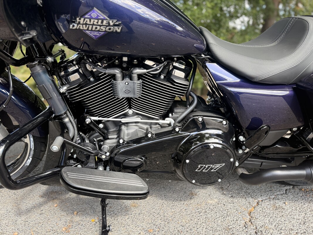 FLTRX 2025 Road Glide - Photo 7
