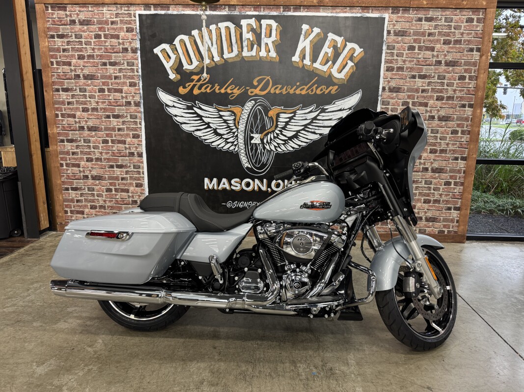 2025 Harley-Davidson Street Glide FLHX