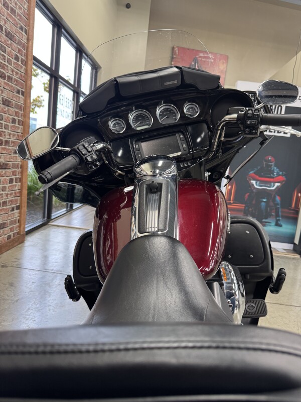 2014 Harley-Davidson Electra Glide Ultra Limited FLHTK - Photo 4
