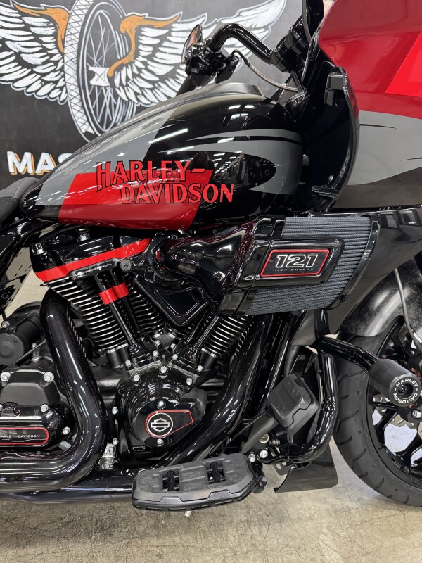 2025 Harley-Davidson CVO Road Glide ST FLTRXSTSE - Photo 2