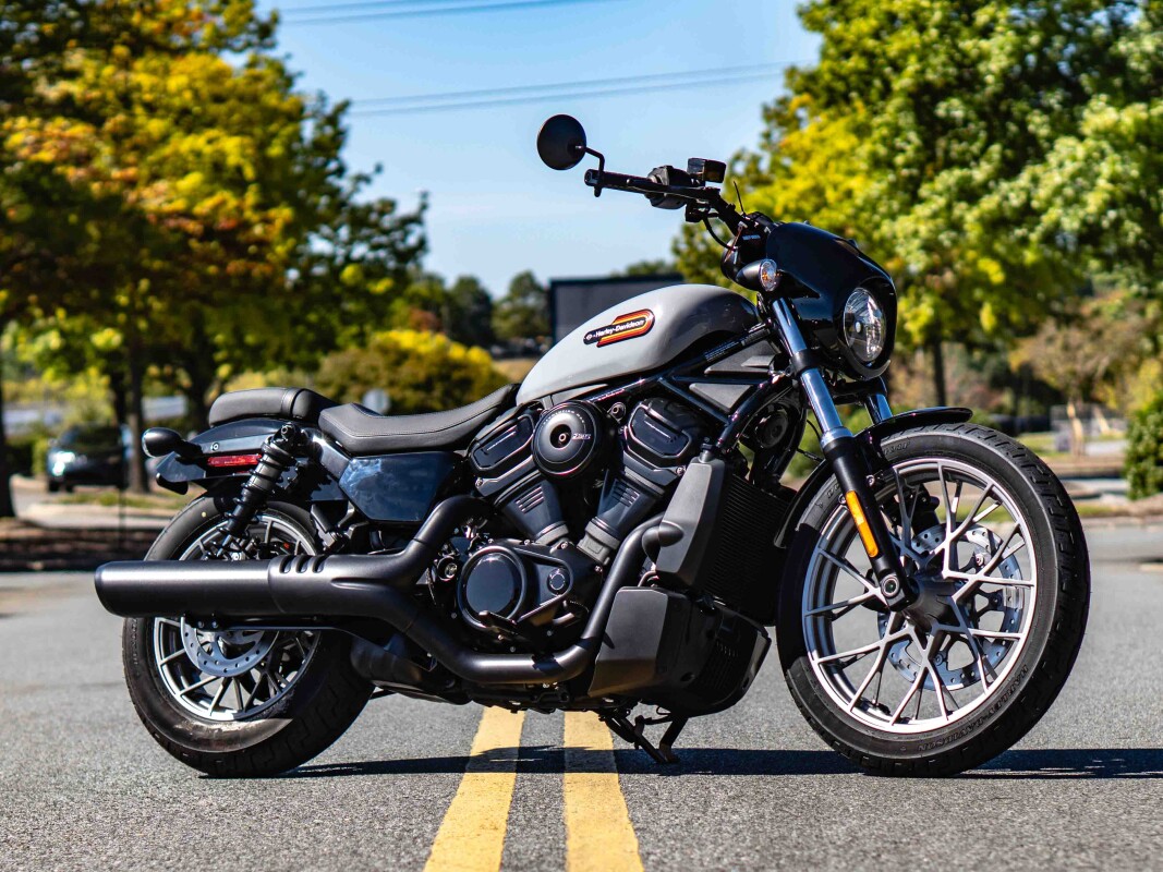 RH975S 2025 Nightster Special - Photo 2