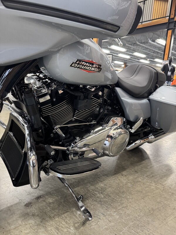 2025 Harley-Davidson Street Glide FLHX - Photo 10