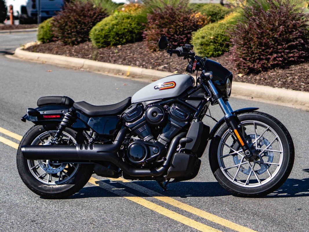 RH975S 2025 Nightster Special - Photo 5