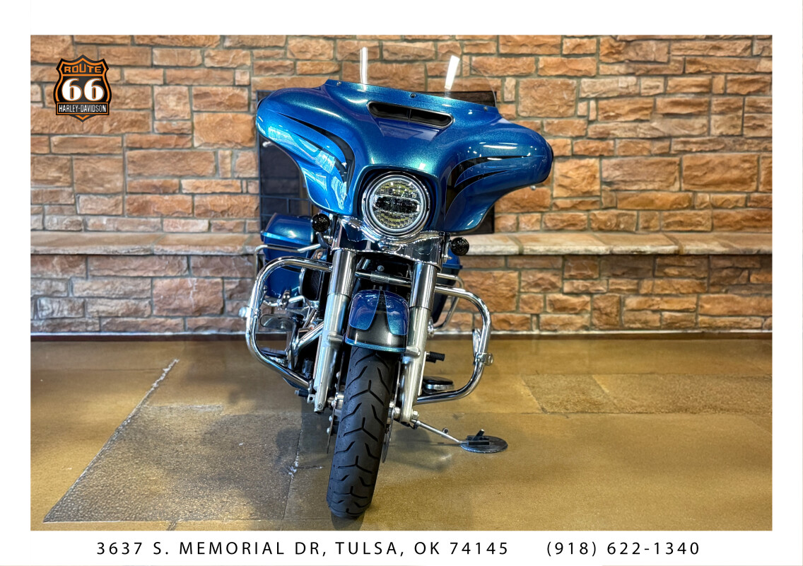 2014 Harley-Davidson Street Glide DAYTONA BLUE - Photo 2