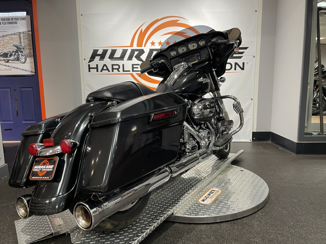 2018 Harley-Davidson Street Glide - Photo 8
