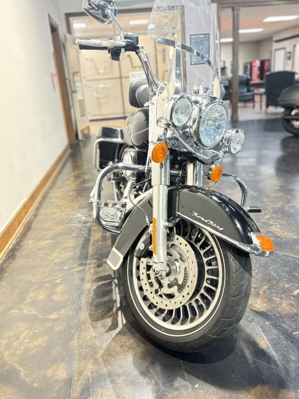 2012 HD FLHR103 - Photo 8