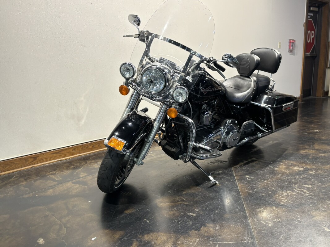 2012 HD FLHR103 - Photo 3