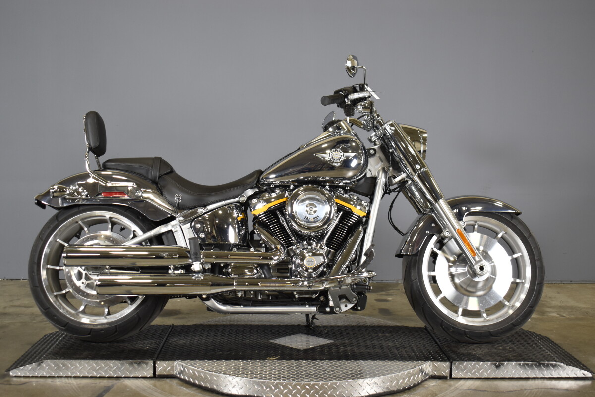 2025 Harley-Davidson Fat Boy Gray Ghost FLSTFI