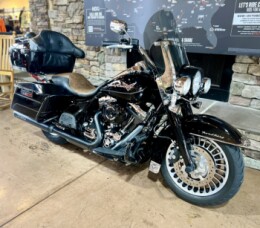 2011 FLHR - Road King thumb 3