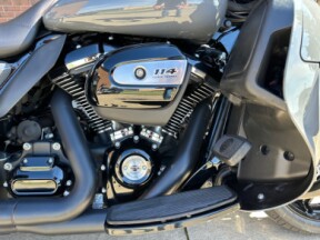 2022 Harley-Davidson Ultra Limited FLHTK thumb 2
