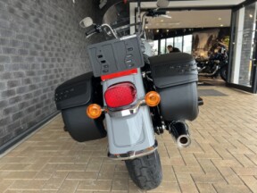 2024 Harley-Davidson® Heritage Classic 114 Billiard Gray thumb 1
