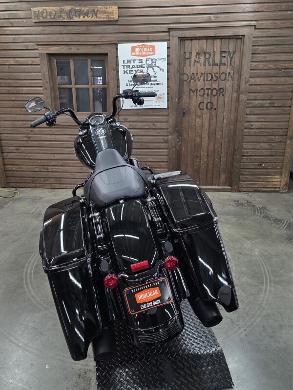 2025 Harley-Davidson Road King Special – Blacked-Out Touring - Photo 4