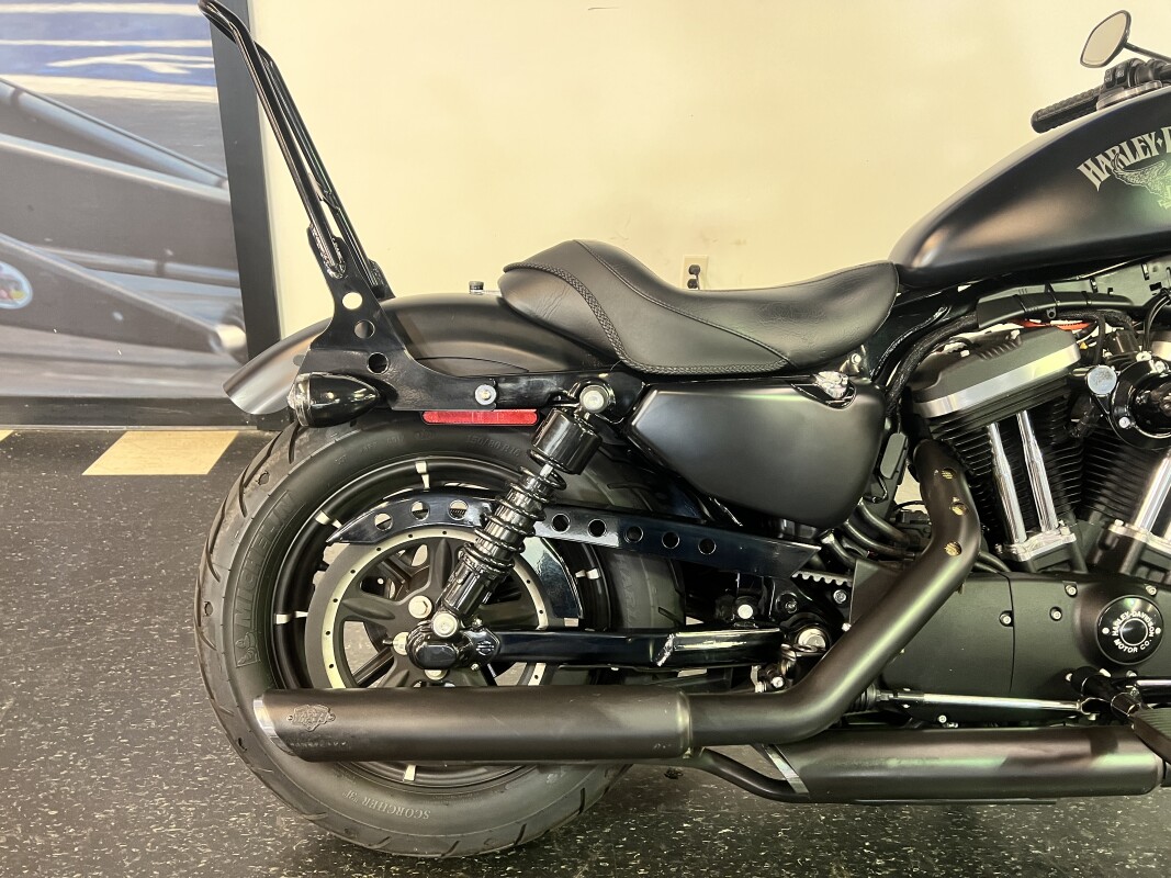 2018 Harley-Davidson Iron 883 Black Denim XL883N - Photo 5