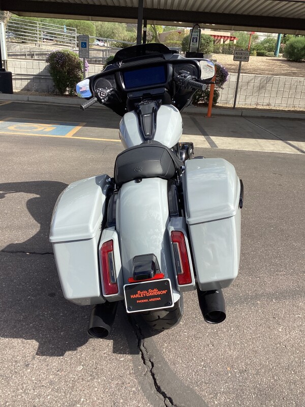 FLHX 2025 Street Glide - Photo 3