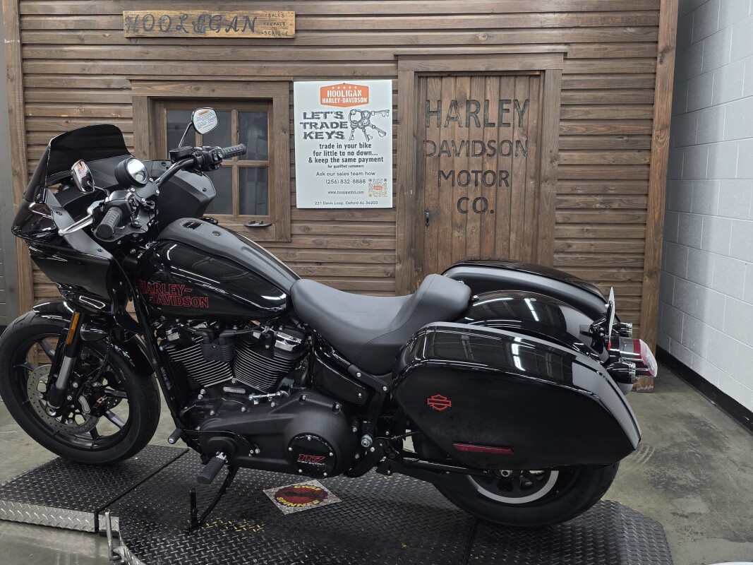 2025 Harley-Davidson Low Rider ST VIVID BLACK/BLK TRIM - Photo 5