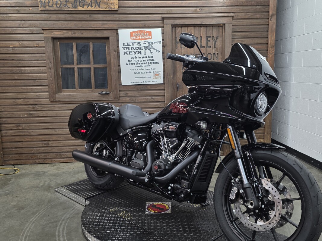 2025 Harley-Davidson Low Rider ST VIVID BLACK/BLK TRIM - Photo 8