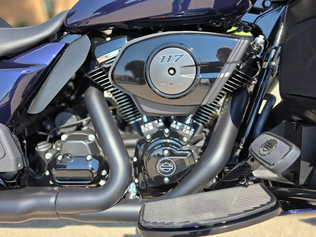 2025 Harley-Davidson Street Glide Ultra - Photo 8