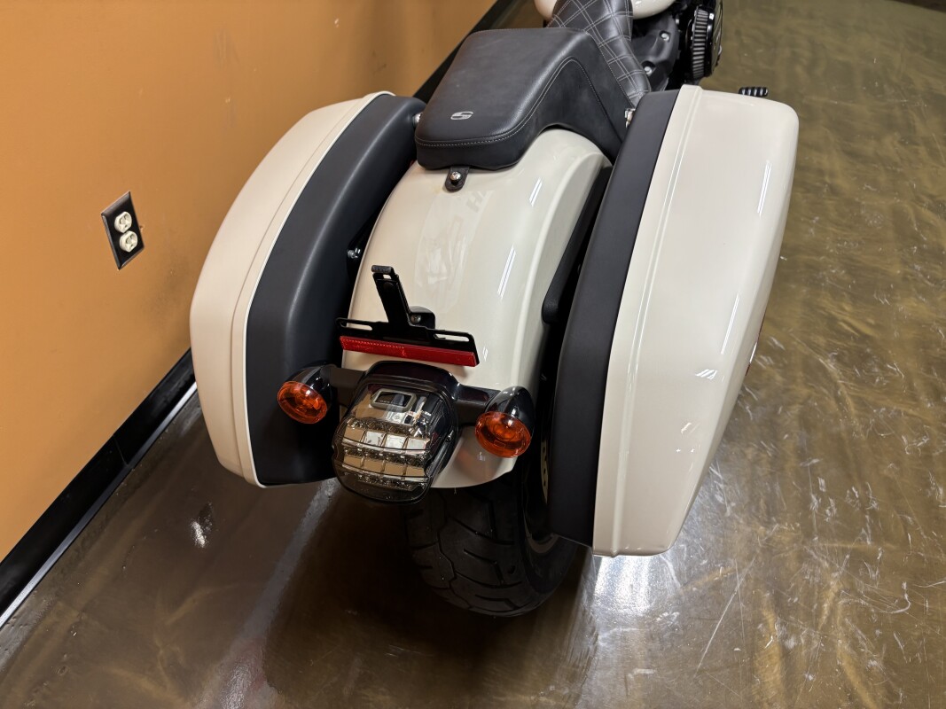FXLRST 2023 Low Rider ST - Photo 10