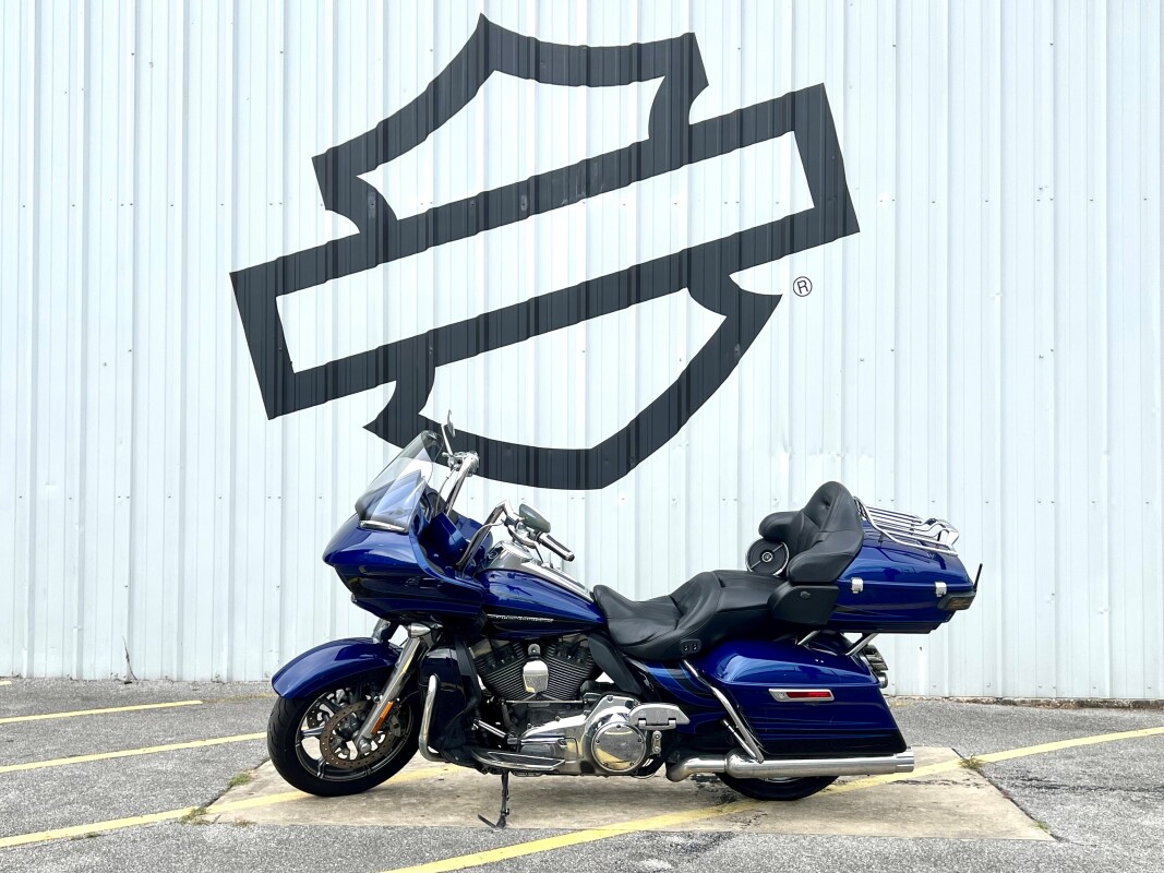 2015 Harley-Davidson CVO Road Glide Ultra Abyss Blue Crushed Sapphire - Photo 3