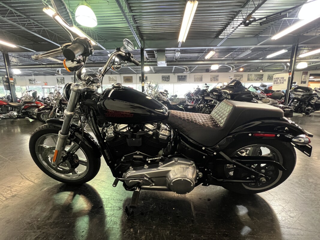 2023 Harley-Davidson Softail Standard Vivid Black FXST - Photo 7