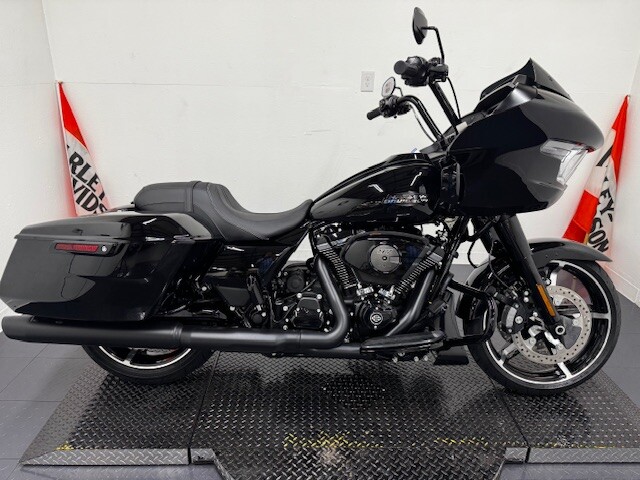 FLTRX 2025 Road Glide