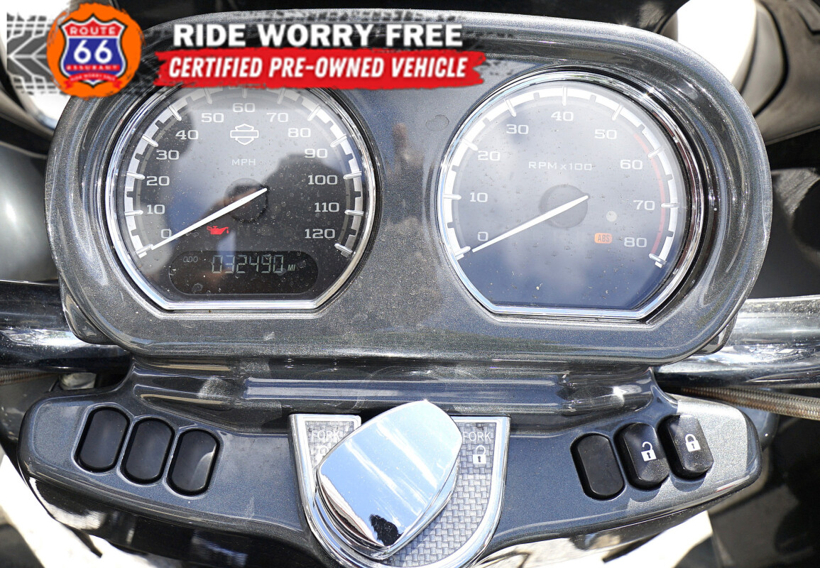 CVO Road Glide Ultra - Photo 3