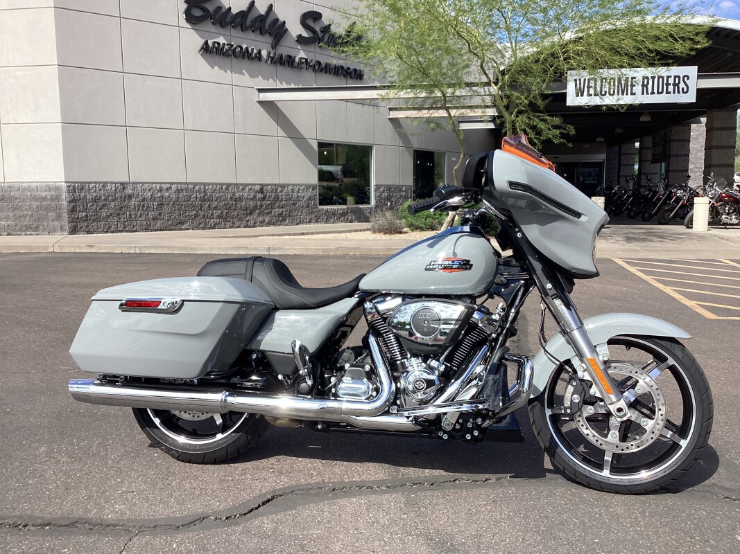 FLHX 2025 Street Glide