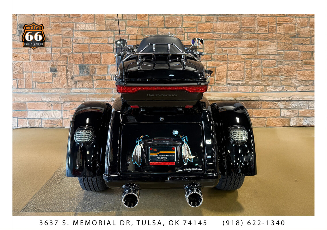 2019 Harley-Davidson Tri Glide Ultra Vivid Black - Photo 4