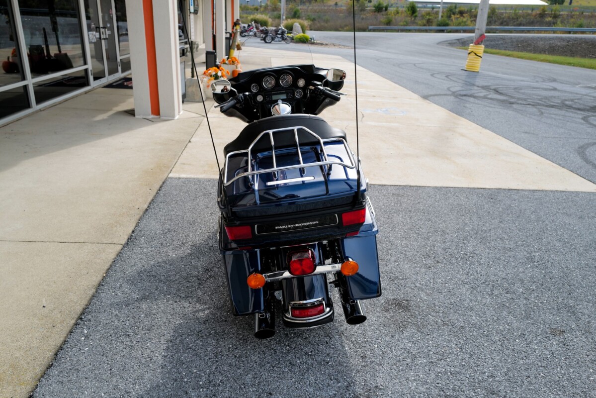 2012 Harley-Davidson Electra Glide Ultra Limited FLHTK Big Blue Pearl/Vivid Black - Photo 5