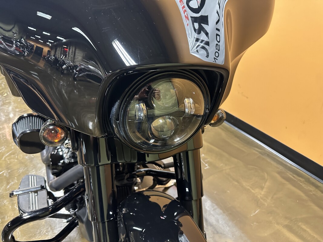 FLHXST 2022 Street Glide ST - Photo 4
