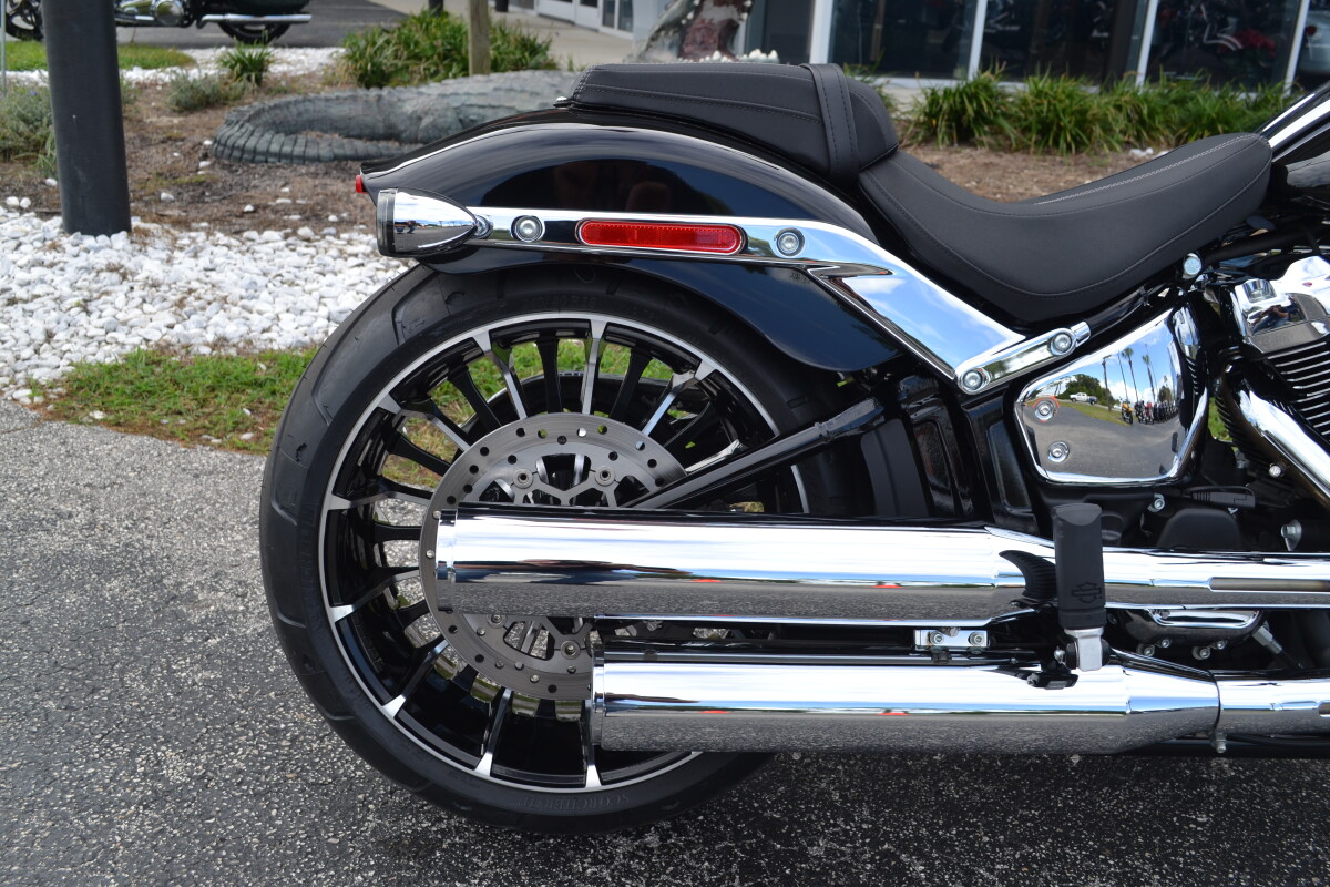 2025 Harley-Davidson Breakout Vivid Black - FXBR - Photo 6