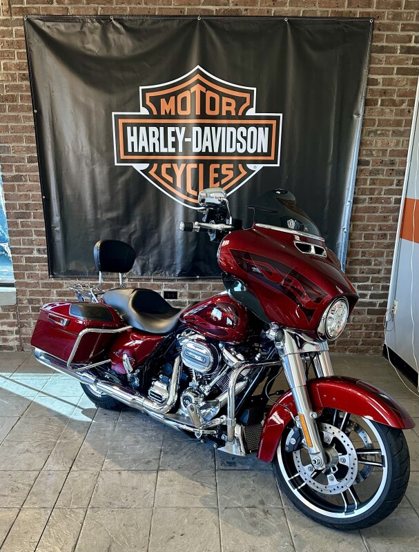 2017 Harley-Davidson Street Glide Special FLHXS Hard Candy Custom Hot Rod Red Flake - Photo 2