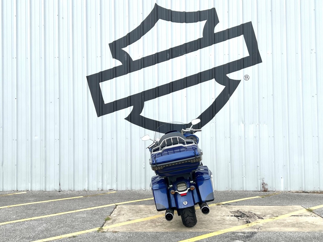 2015 Harley-Davidson CVO Road Glide Ultra Abyss Blue Crushed Sapphire - Photo 4