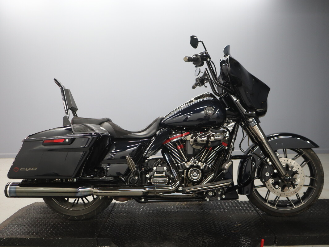 2020 Harley-Davidson® CVO™ Street Glide® FLHXSE | Old Glory Harley