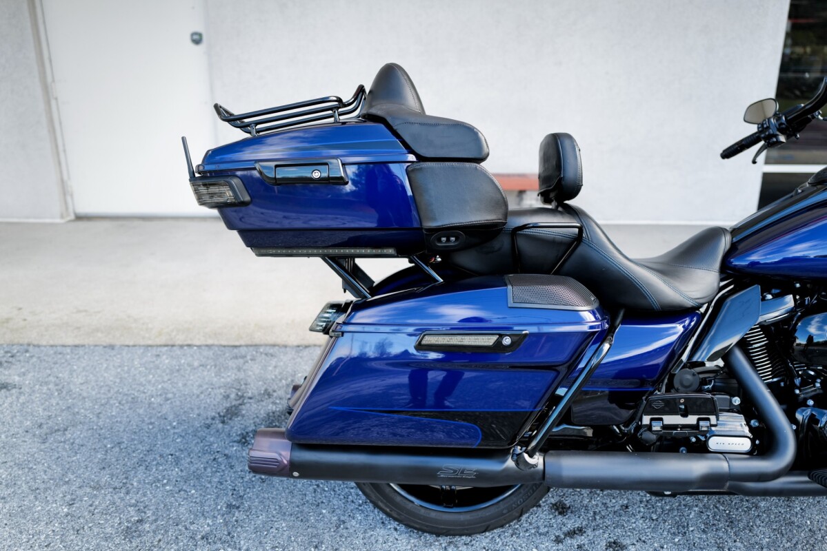 2020 Harley-Davidson Road Glide Limited FLTRK Zephyr Blue/Black Sunglo - Photo 4