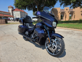 2025 Harley-Davidson® Street Glide® Ultra  thumb 2
