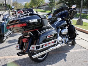 2022 Harley-Davidson Ultra Limited Grand American Touring thumb 2
