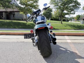 2024 Harley-Davidson Breakout 117 Cruiser thumb 1