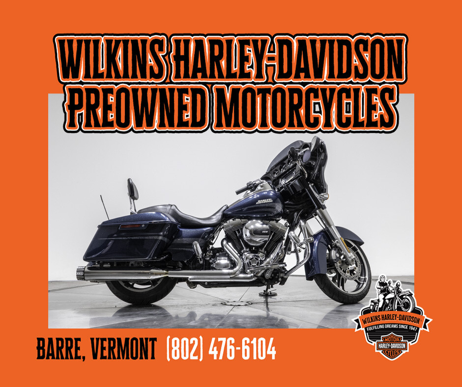 2016 HARLEY-DAVIDSON FLHXS STREET GLIDE SPECIAL in Cosmic Blue Pearl with 9112 miles - Photo 2