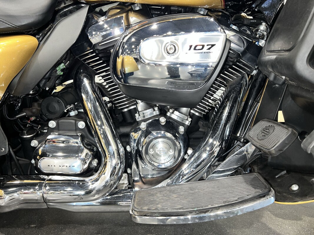 2017 Harley-Davidson Tri Glide Ultra FLHTCUTG - Photo 4