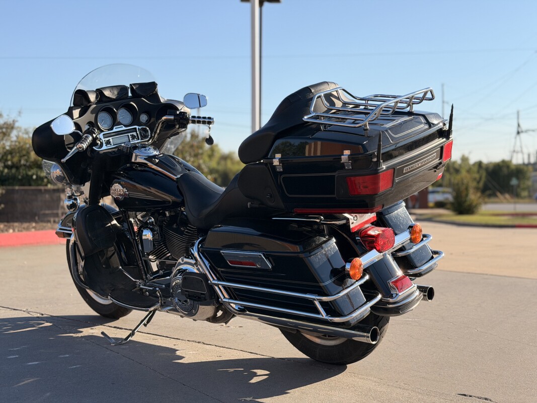 2007 Harley-Davidson Electra Glide Ultra Classic FLHTCU BLACK 721960 - Photo 4