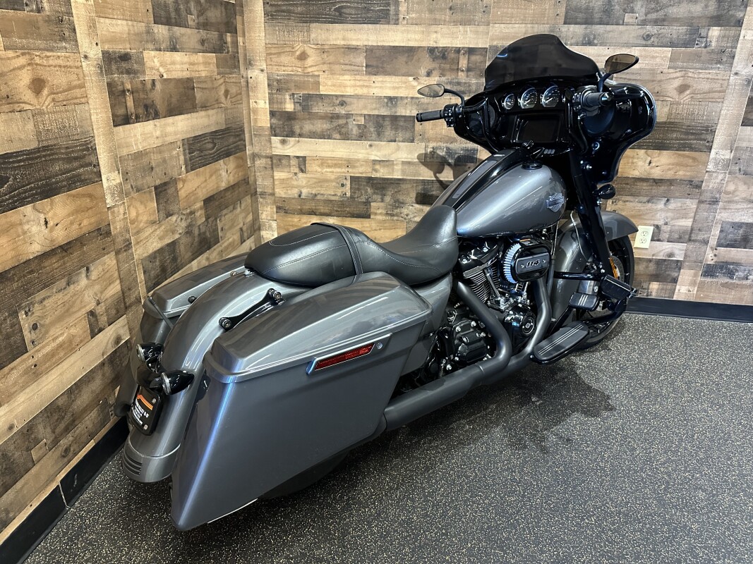 2021 Harley-Davidson Street Glide Special Gauntlet Gray Metallic - Black Finish FLHXS - Photo 2