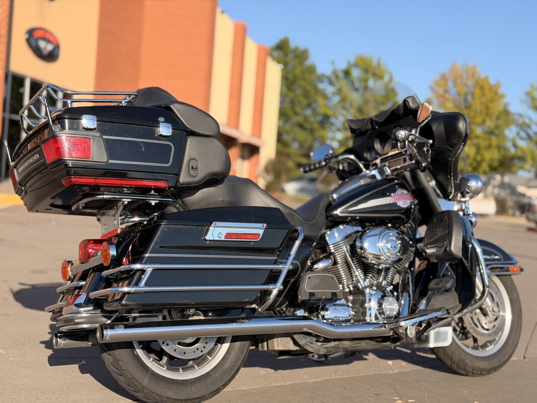 2007 Harley-Davidson Electra Glide Ultra Classic FLHTCU BLACK 721960 - Photo 3