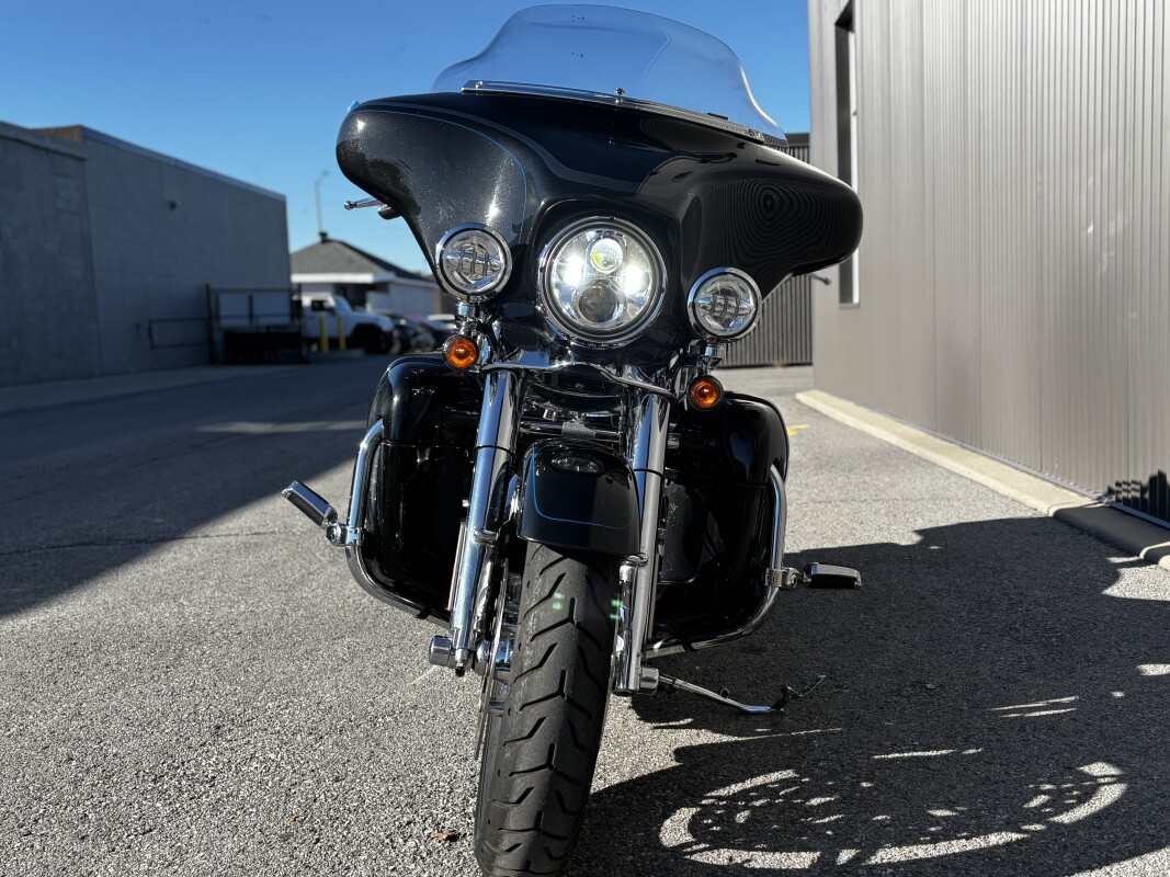 2013 Harley-Davidson CVO Ultra Classic Electra Glide 110th Anniversary Edition Anniversary Diamo - Photo 6
