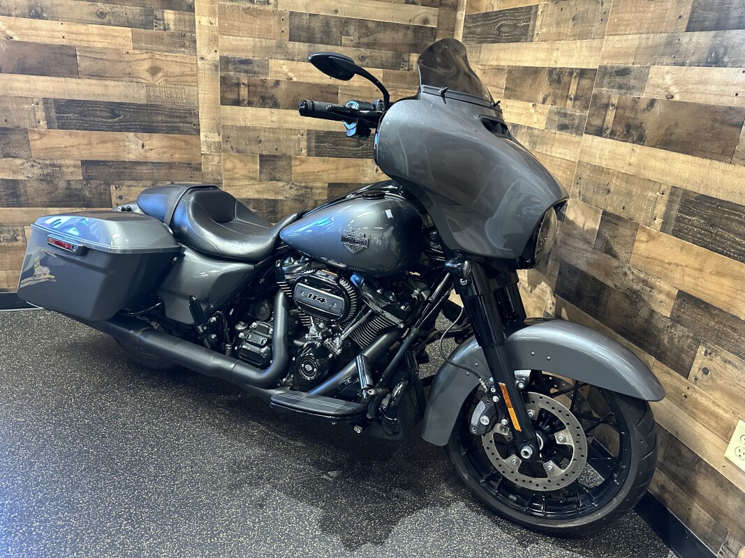 2021 Harley-Davidson Street Glide Special Gauntlet Gray Metallic - Black Finish FLHXS - Photo 3
