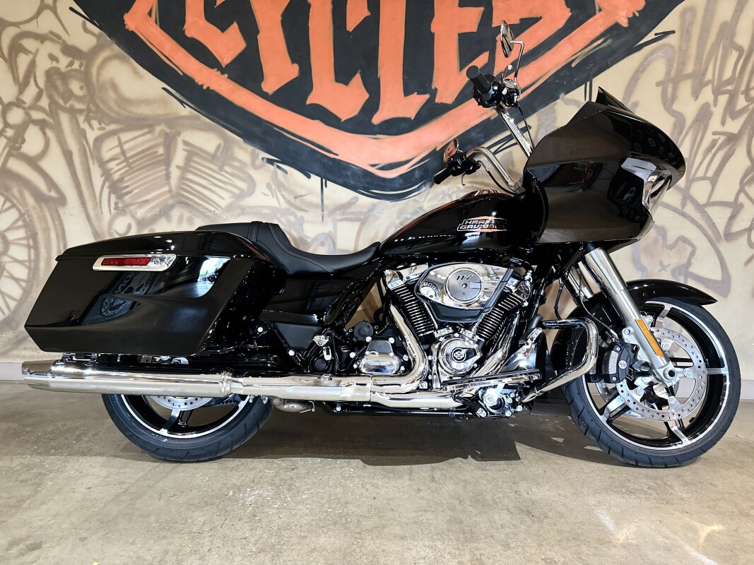 FLTRX 2025 Road Glide