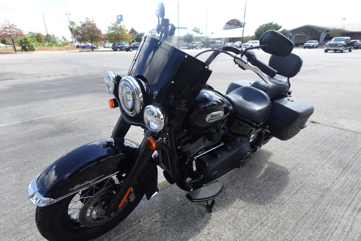 2023 Harley-Davidson Heritage Classic FLHCS - Photo 5