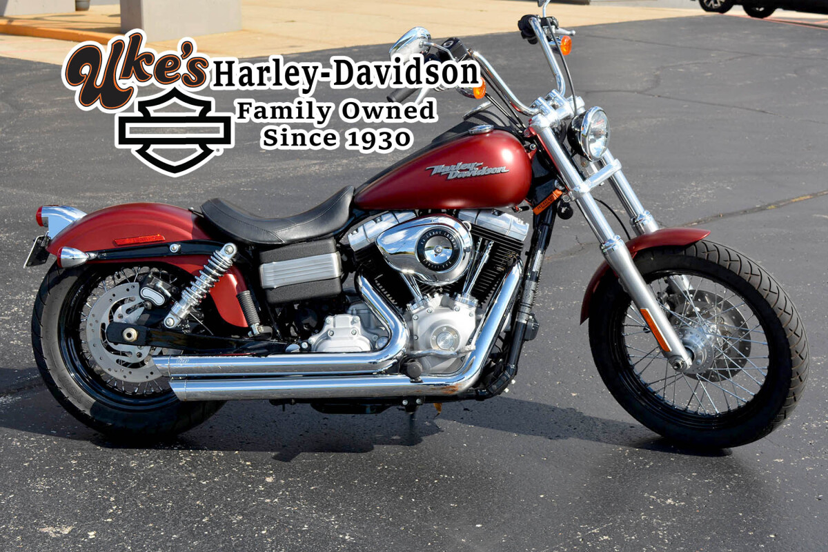 2009 Harley-Davidson Street Bob Red Hot Denim